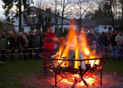 osterfeuer400